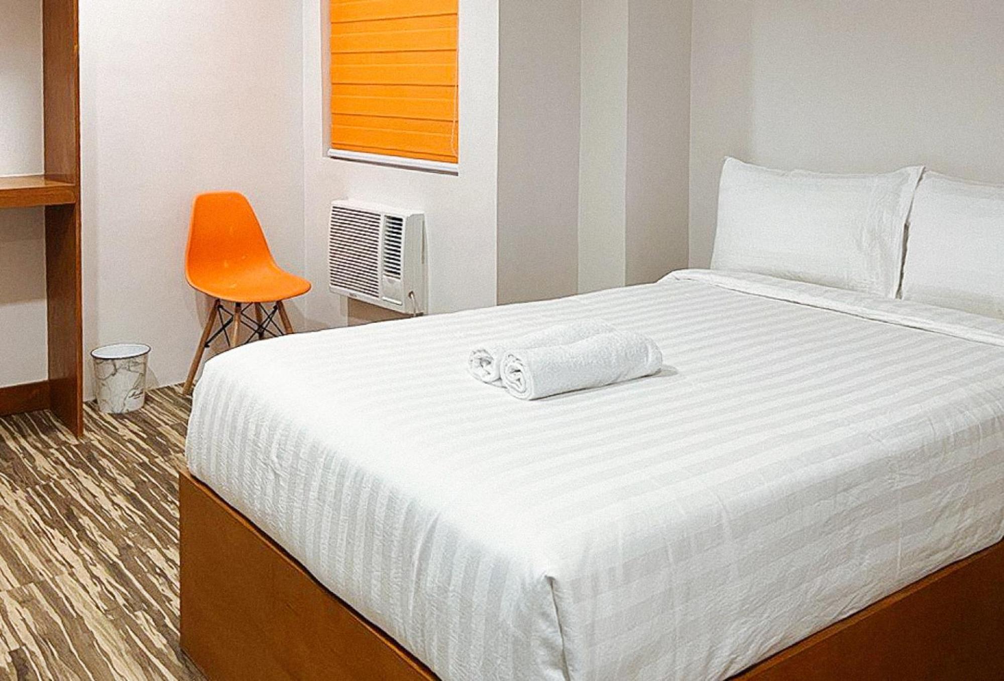 Lea Robert Hotel Angeles Pampanga By Reddoorz 외부 사진