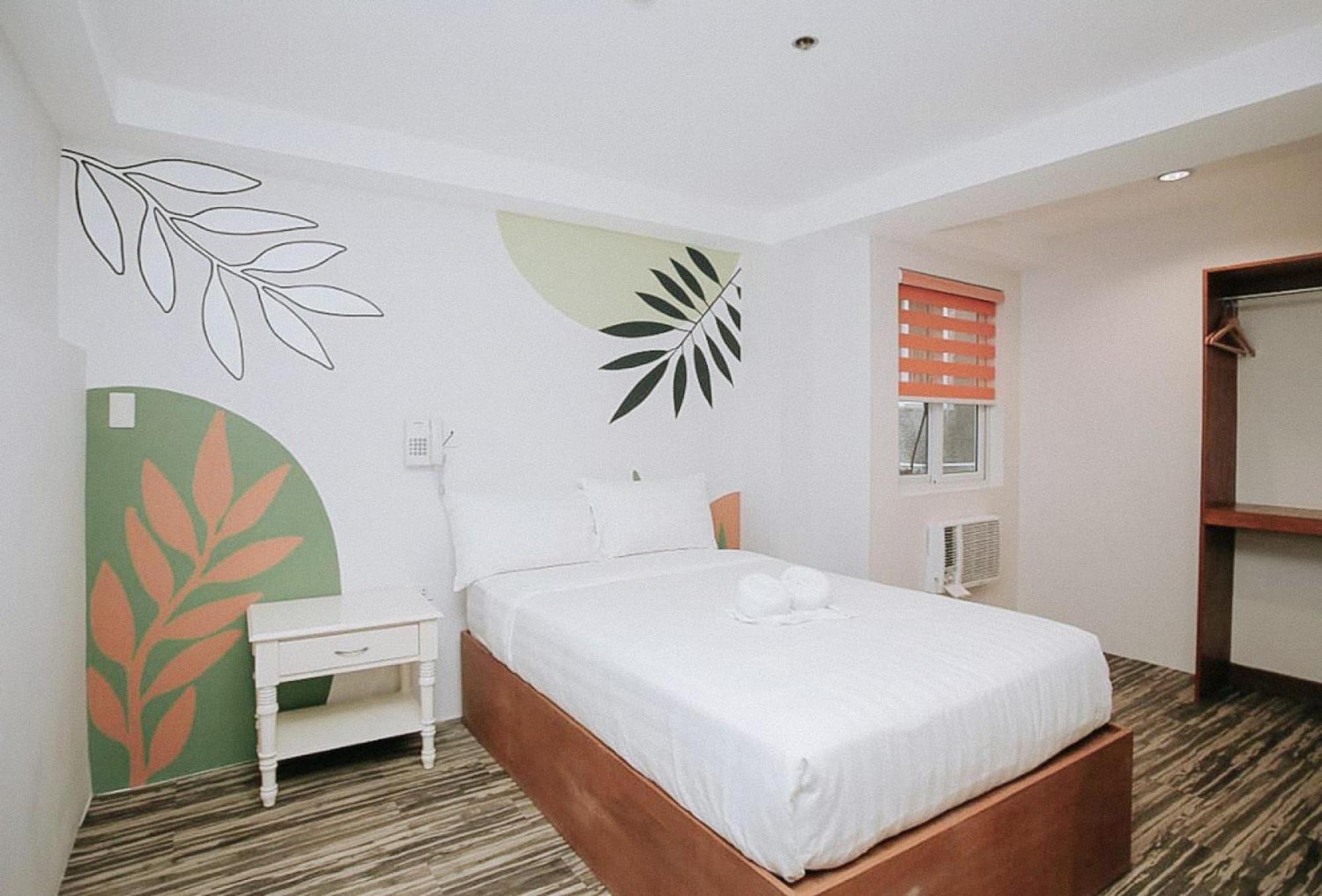 Lea Robert Hotel Angeles Pampanga By Reddoorz 외부 사진