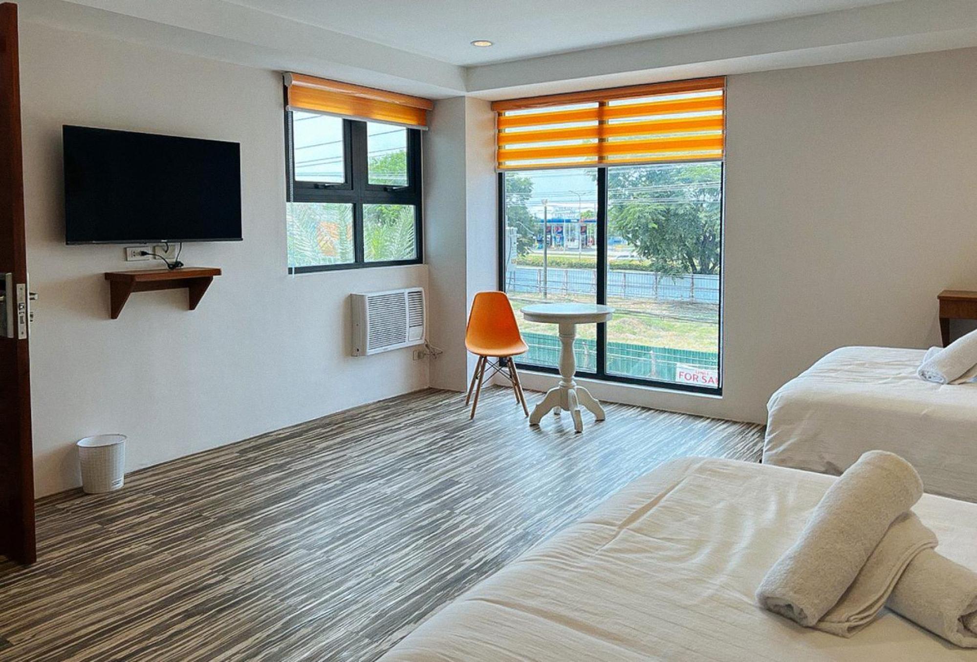 Lea Robert Hotel Angeles Pampanga By Reddoorz 외부 사진